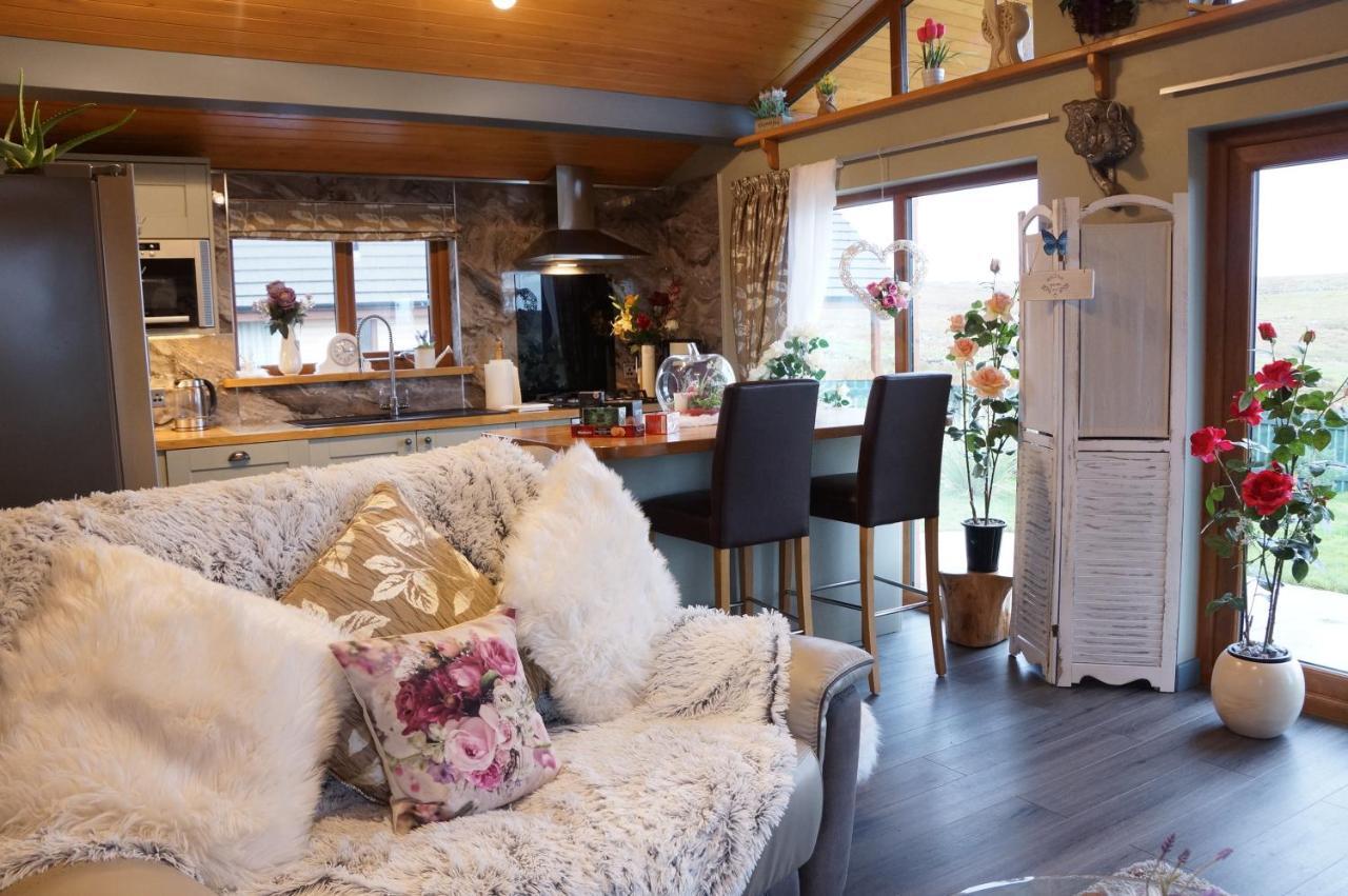 West Horizon Holiday Cottage Lochinver Extérieur photo